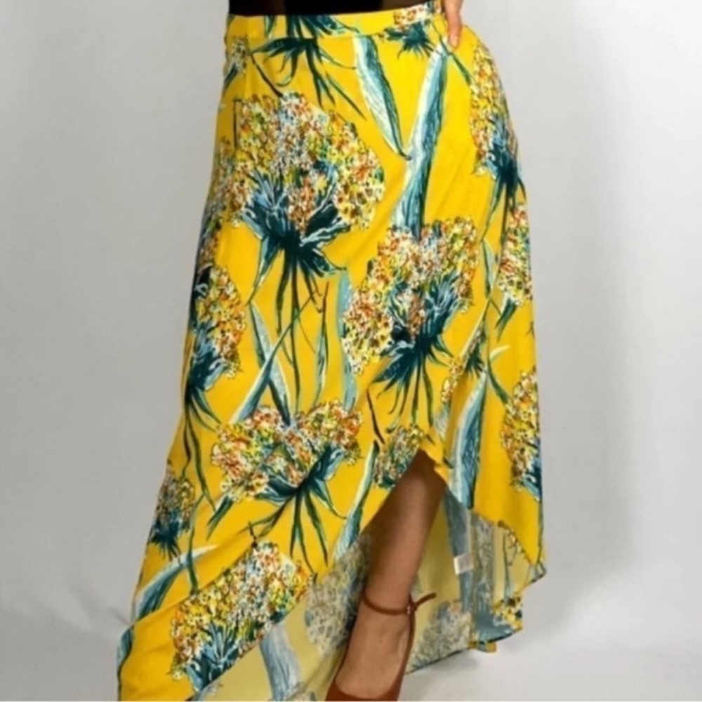 Yellow tropical maxi skirt in medium